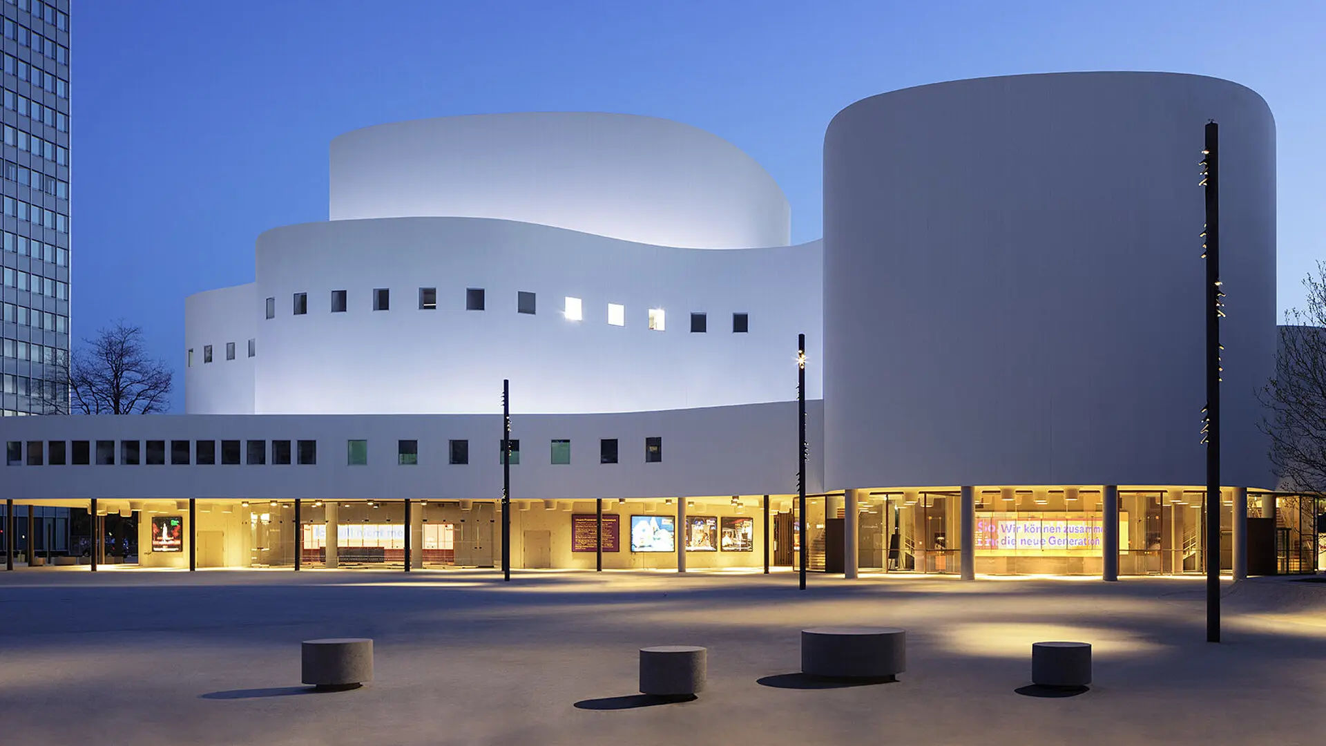 © ingenhoven architects / HGEsch © ingenhoven architects / HGEsch